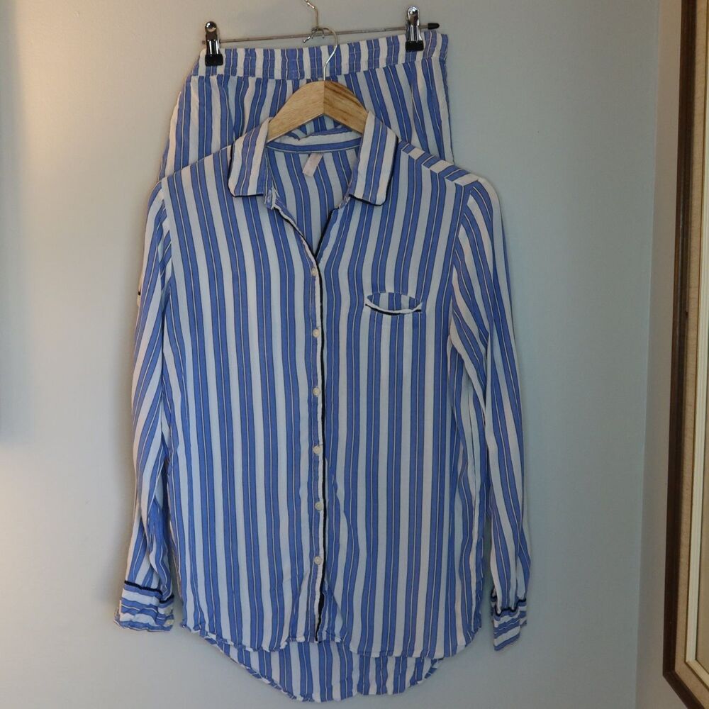 GapBody Pajama Set Womens S Blue White Striped Button Up Shirt Shorts 90s